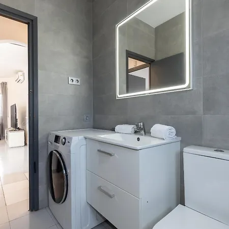 Rentalmar Casa Les Salvies Appartamento *